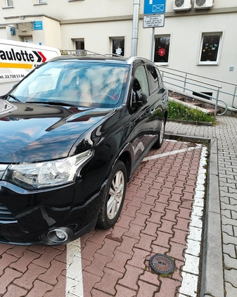 Mitsubishi Outlander cena 57700 przebieg: 122000, rok produkcji 2015 z Tychy małe 172